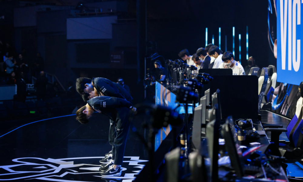 LPL转会期来袭，电竞大咖出面爆料，RNG、EDG或迎来大变动
