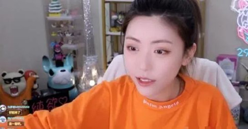 斗鱼周淑怡自曝将跟房东打官司