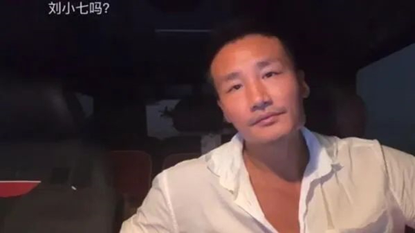 斗鱼黑人毅吐槽自己的老婆现实，“我要是出事了第一个跑”！