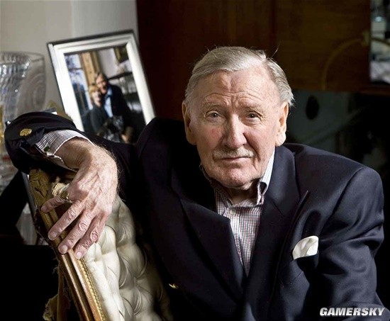 哈利波特分院帽配音演员莱斯利·菲利普斯去世