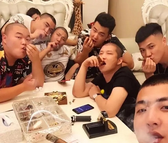 明星靳东直言互联网直播乱象